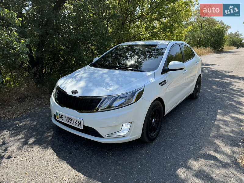 Kia Rio 2012 Kia Rio 2012