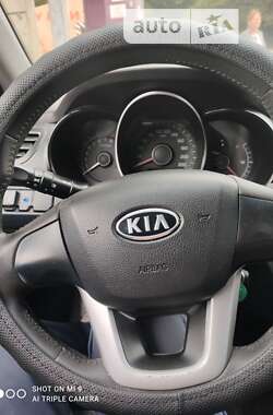 Седан Kia Rio 2011 в Харькове