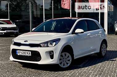 Хэтчбек Kia Rio 2017 в Днепре