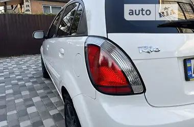 Kia Rio 2011