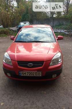 Хетчбек Kia Rio 2008 в Житомирі