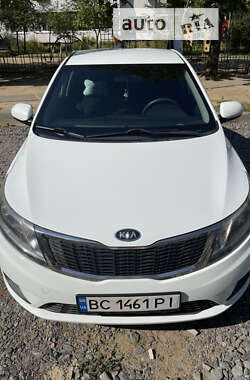 Седан Kia Rio 2012 в Новояворівську