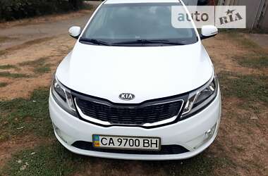 Седан Kia Rio 2012 в Смілі