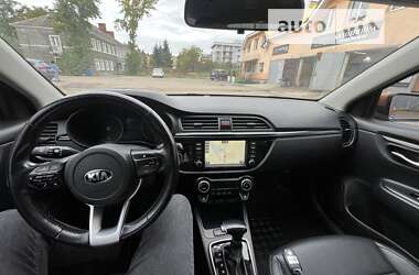 Позашляховик / Кросовер Kia Rio 2018 в Ужгороді