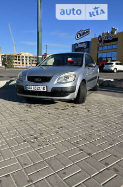 Седан Kia Rio 2009 в Софіївській Борщагівці