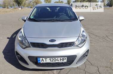 Хэтчбек Kia Rio 2011 в Каменском