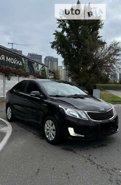 Седан Kia Rio 2012 в Киеве