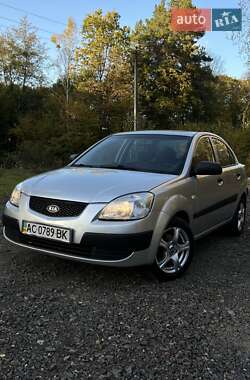 Седан Kia Rio 2008 в Камені-Каширському