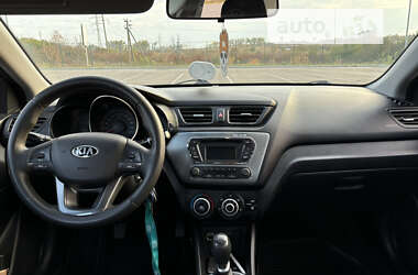 Седан Kia Rio 2013 в Рівному