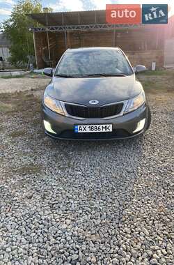 Седан Kia Rio 2013 в Харкові