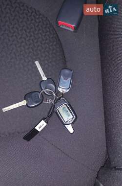 Седан Kia Rio 2011 в 