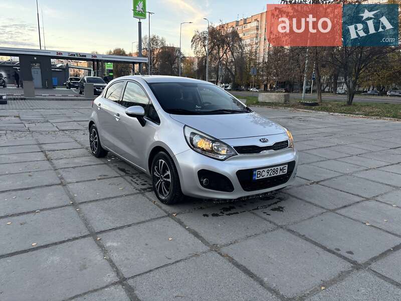 Хетчбек Kia Rio 2011 в Львові