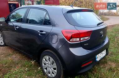 Хетчбек Kia Rio 2017 в Києві