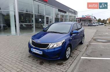 Седан Kia Rio 2012 в Полтаве