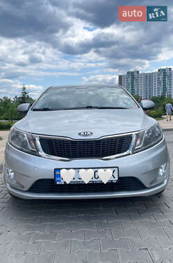 Седан Kia Rio 2012 в Києві