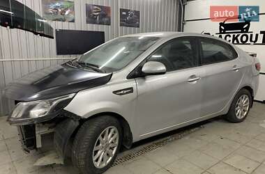 Седан Kia Rio 2013 в Киеве