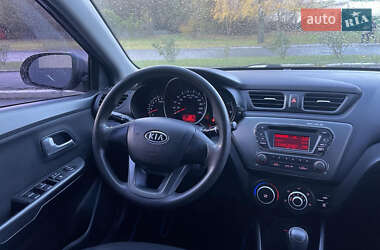 Седан Kia Rio 2012 в Лубнах