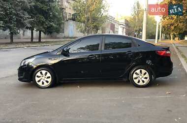 Седан Kia Rio 2011 в Николаеве