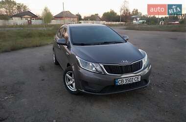 Седан Kia Rio 2013 в Чернигове