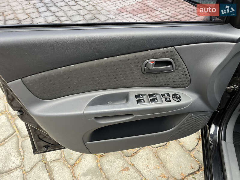 Седан Kia Rio 2007 в Белой Церкви