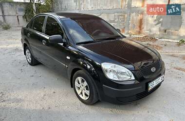 Седан Kia Rio 2008 в Кропивницькому