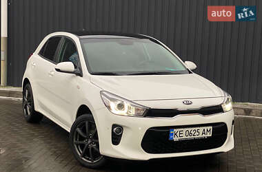 Хетчбек Kia Rio 2017 в Дніпрі