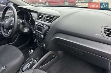 Седан Kia Rio 2013 в Києві