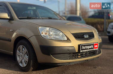 Хетчбек Kia Rio 2008 в Вінниці