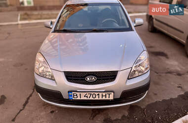 Хетчбек Kia Rio 2008 в Полтаві