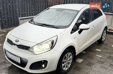 Хетчбек Kia Rio 2014 в Львові