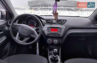 Седан Kia Rio 2012 в Львове