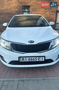 Седан Kia Rio 2013 в Ирпене