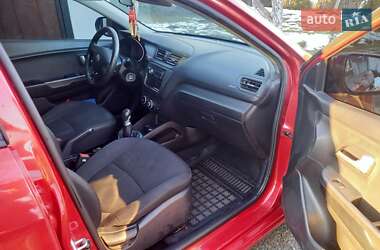 Седан Kia Rio 2012 в 