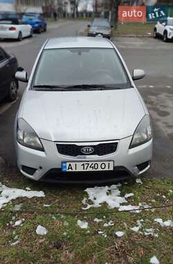 Седан Kia Rio 2010 в Києві