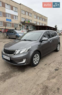 Хетчбек Kia Rio 2012 в Сумах