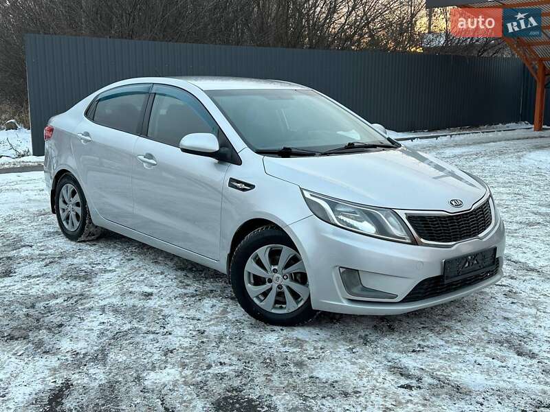 Седан Kia Rio 2012 в Харкові