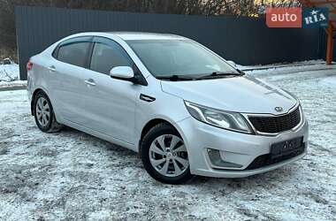 Седан Kia Rio 2012 в Харкові