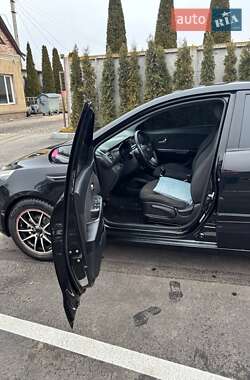 Седан Kia Rio 2013 в 