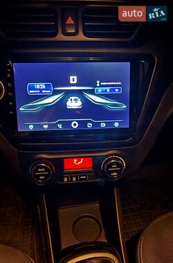 Седан Kia Rio 2013 в 