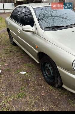 Седан Kia Rio 2002 в Клавдиевом-Тарасове