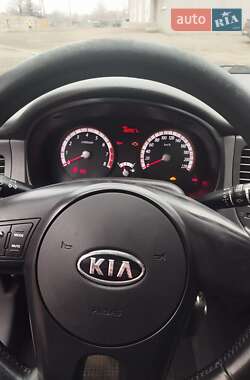 Седан Kia Rio 2011 в Харкові