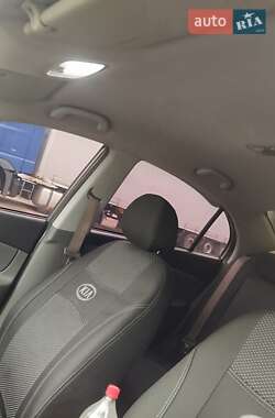 Седан Kia Rio 2011 в Харкові