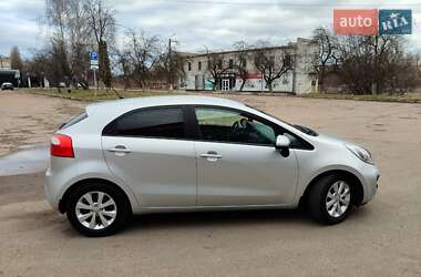 Хетчбек Kia Rio 2012 в Чернігові