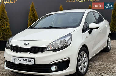 Седан Kia Rio 2016 в Одесі