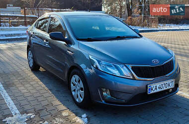 Седан Kia Rio 2012 в Чернігові