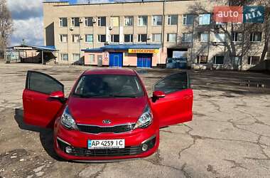 Седан Kia Rio 2016 в Запоріжжі