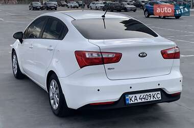 Седан Kia Rio 2016 в Киеве