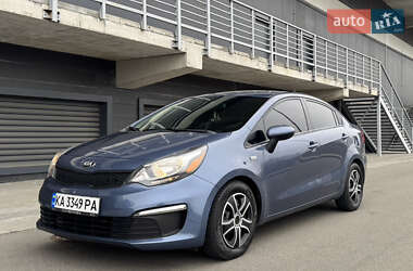 Седан Kia Rio 2015 в Києві