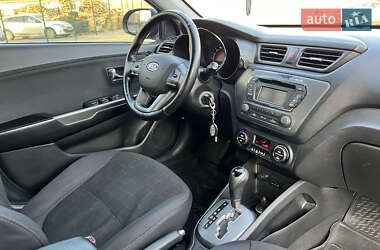 Седан Kia Rio 2011 в Киеве