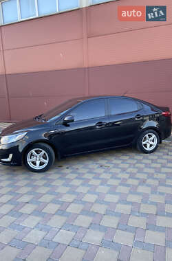 Седан Kia Rio 2012 в Гайсине